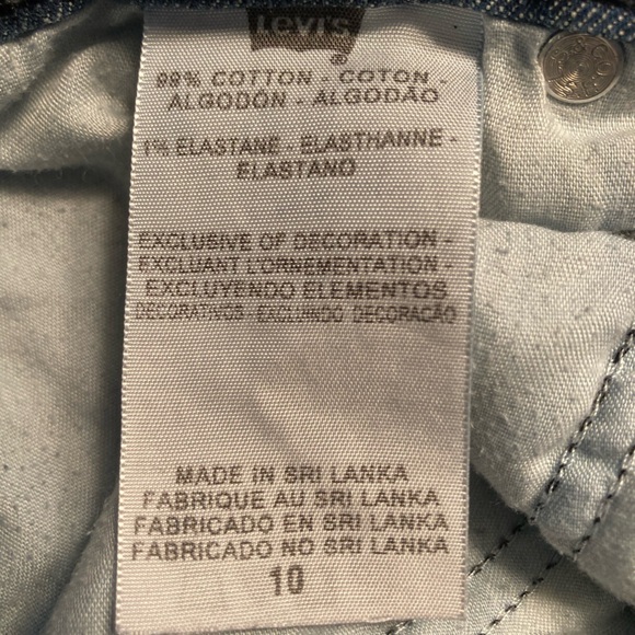 Women’s Levi’s Capris size 10, Cuffed 515 Capris - Picture 6 of 6